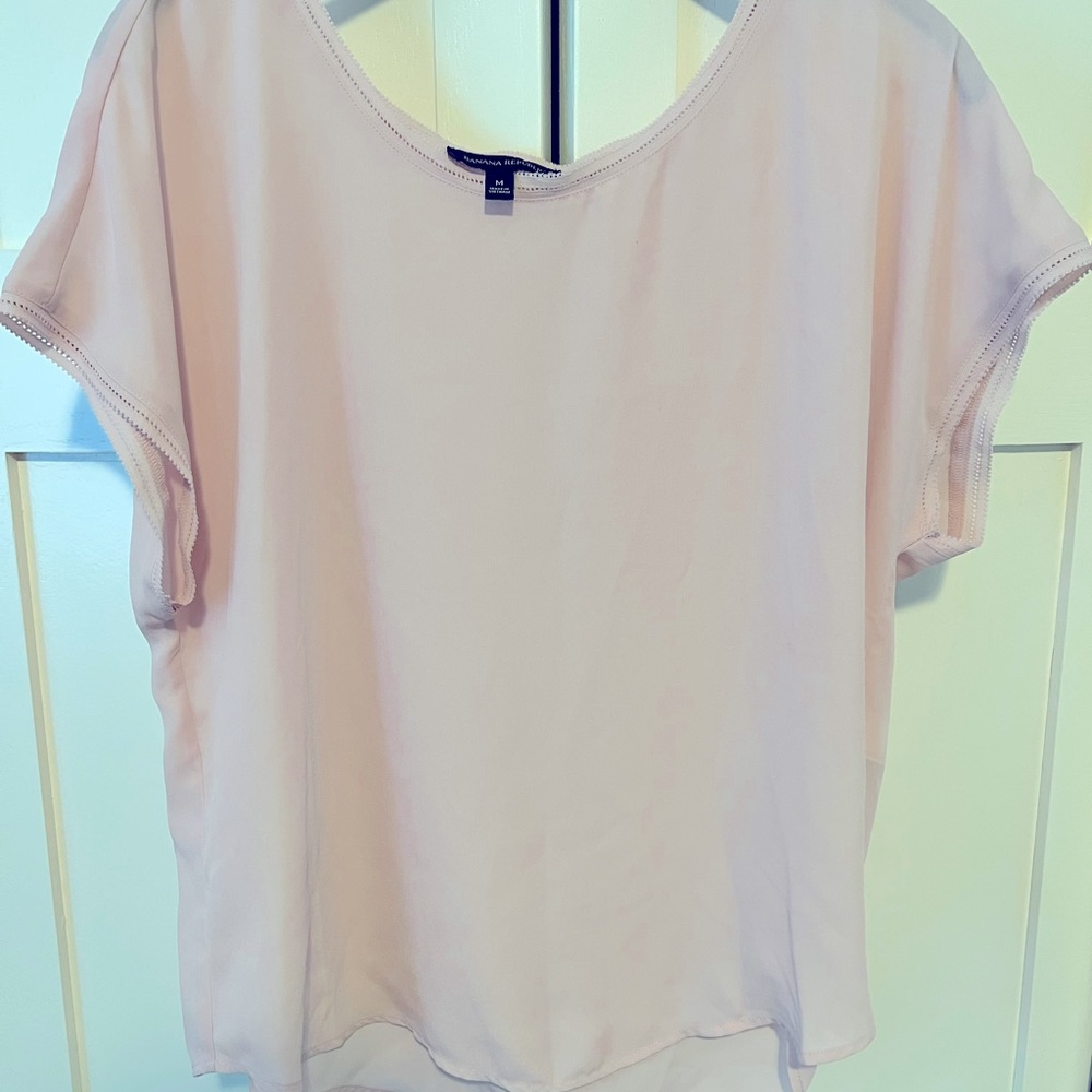 Blush pink banana republic blouse size medium